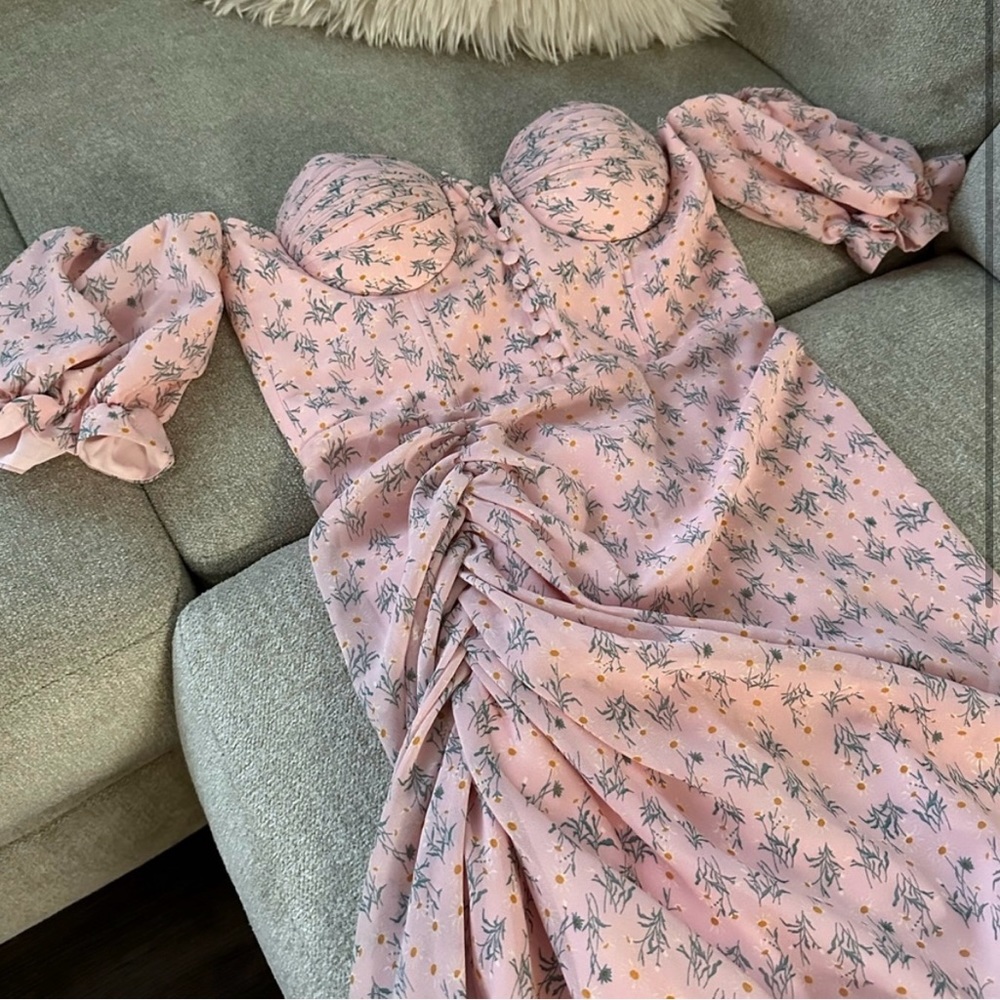 Adeirlina Juliet dress size M
